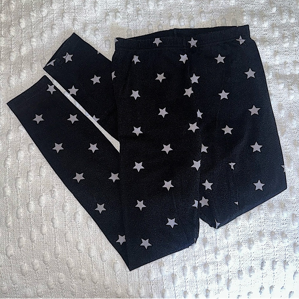 Black and White Star Leggings⭐️